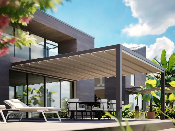 Bursa modern otomatik pergola sistemi, güneş korumalı bahçe tavanı ve lüks dış mekan mobilya kombinasyonu.